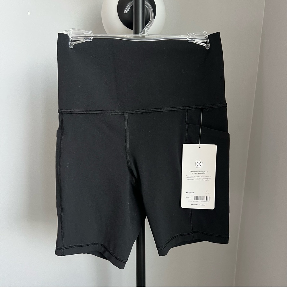 NWT Salutation Stash Pocket II Bike Short